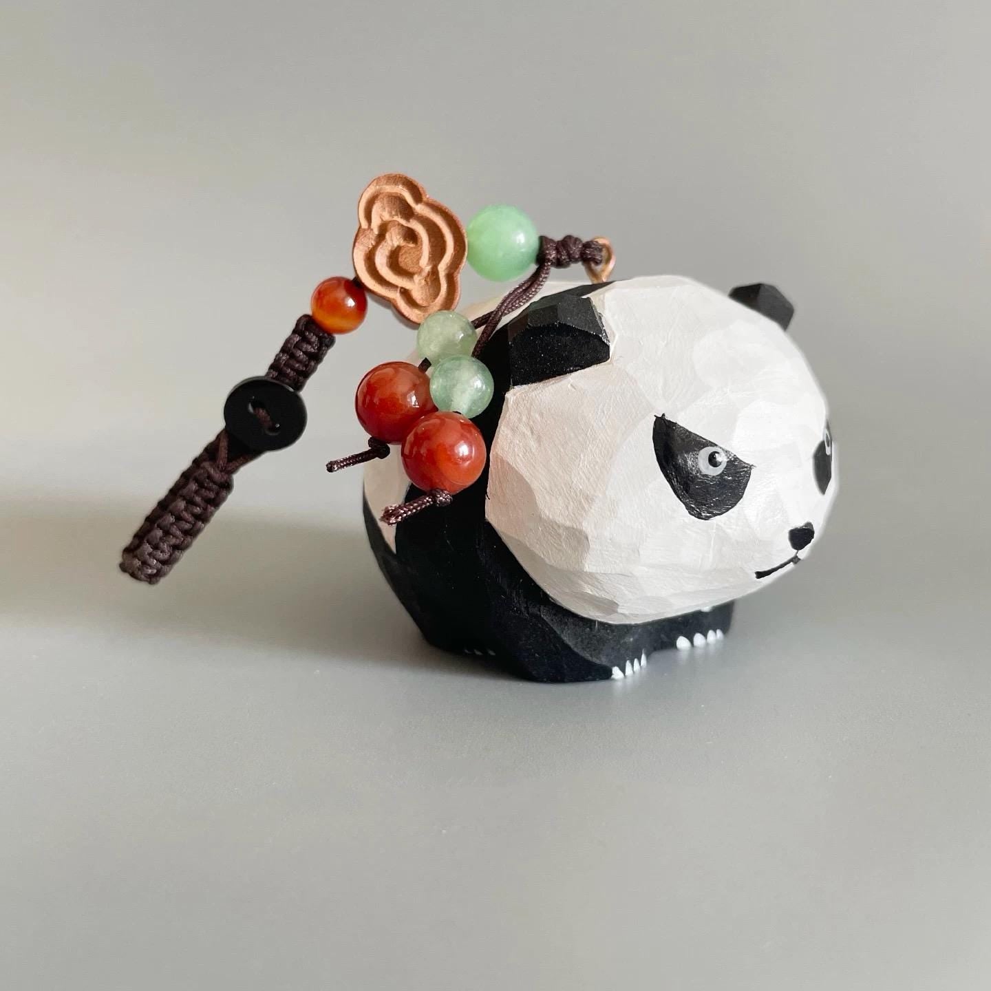 Japanese Style Angry Panda Wood Carving Keychain, Handmade Animal Charm, Cute Panda Bag Charm, Wooden Car Accessory, Gift for Her