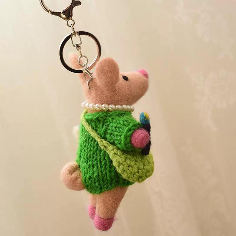 Handmade Wool Felt Pig Keychain, Cute Artist Pig Bag Charm, Needle Felt Animal Pendant, Green Sweater Pig Gift for Her