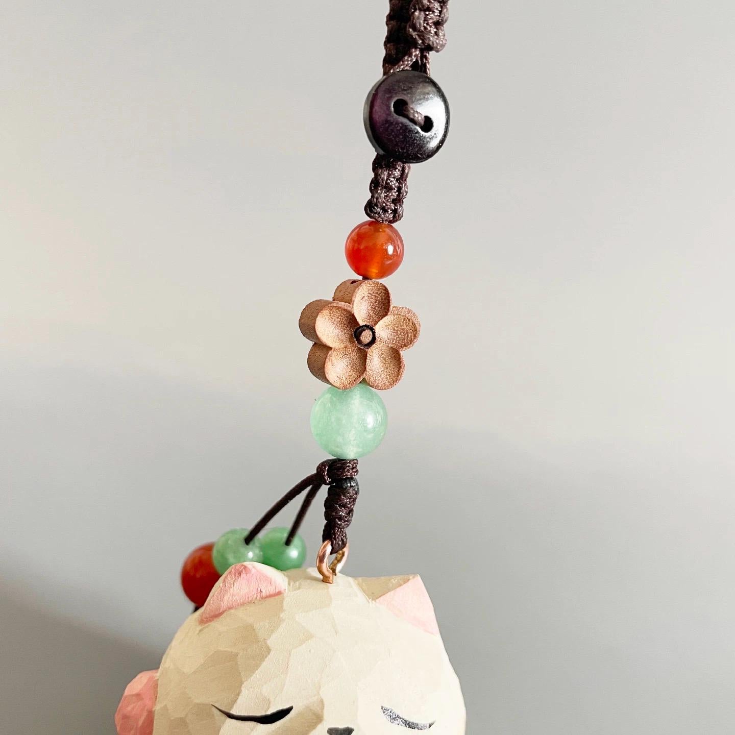 Japanese Handmade Wooden Cat Keychain, Cute Sleeping Cat Wood Carving Bag Charm, Kawaii Animal Pendant, Minimalist Pet Gift