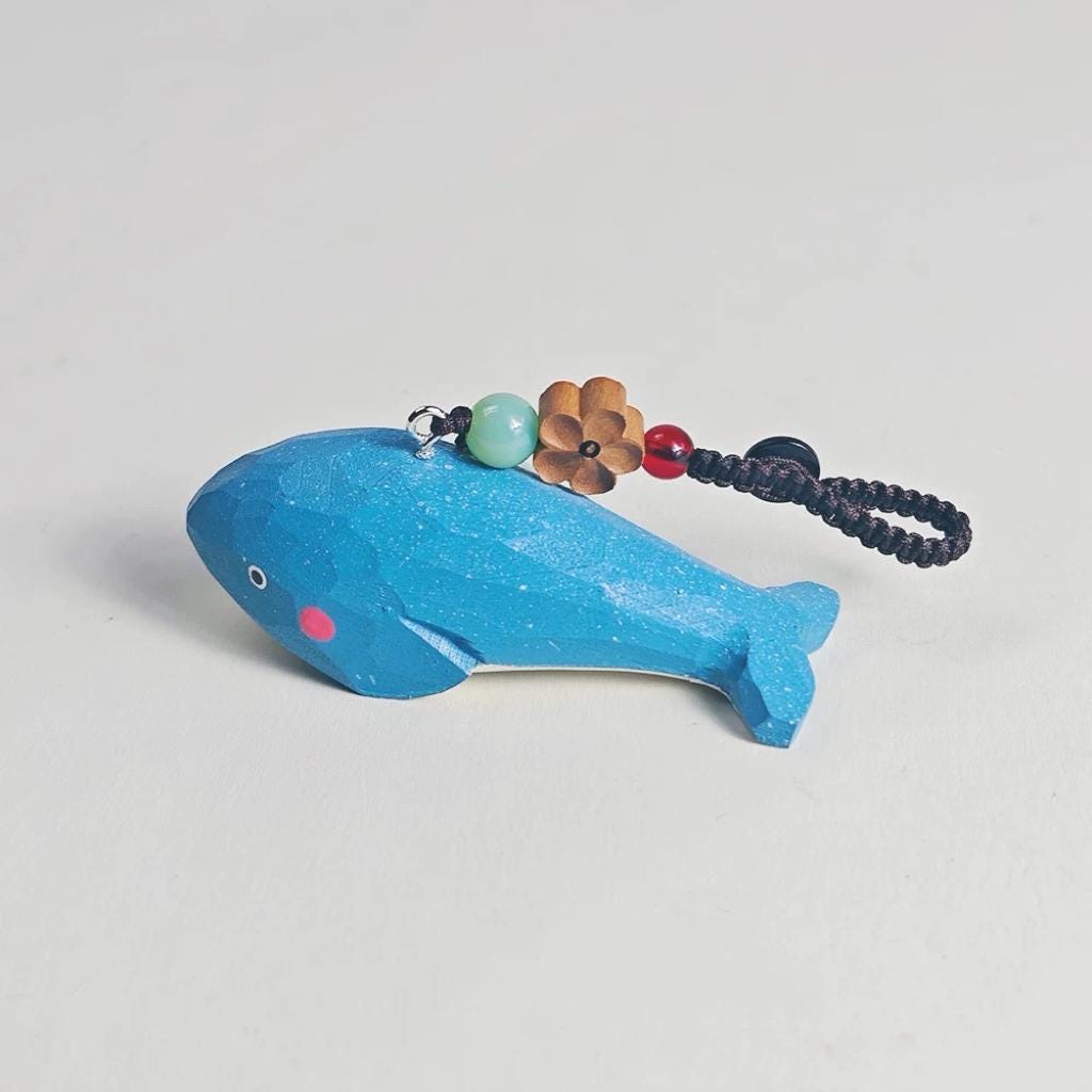 Japanese Handmade Wooden Blue Whale Keychain, Cute Whale Wood Carving Bag Charm, Kawaii Ocean Animal Pendant Key Chain, Gift for Her