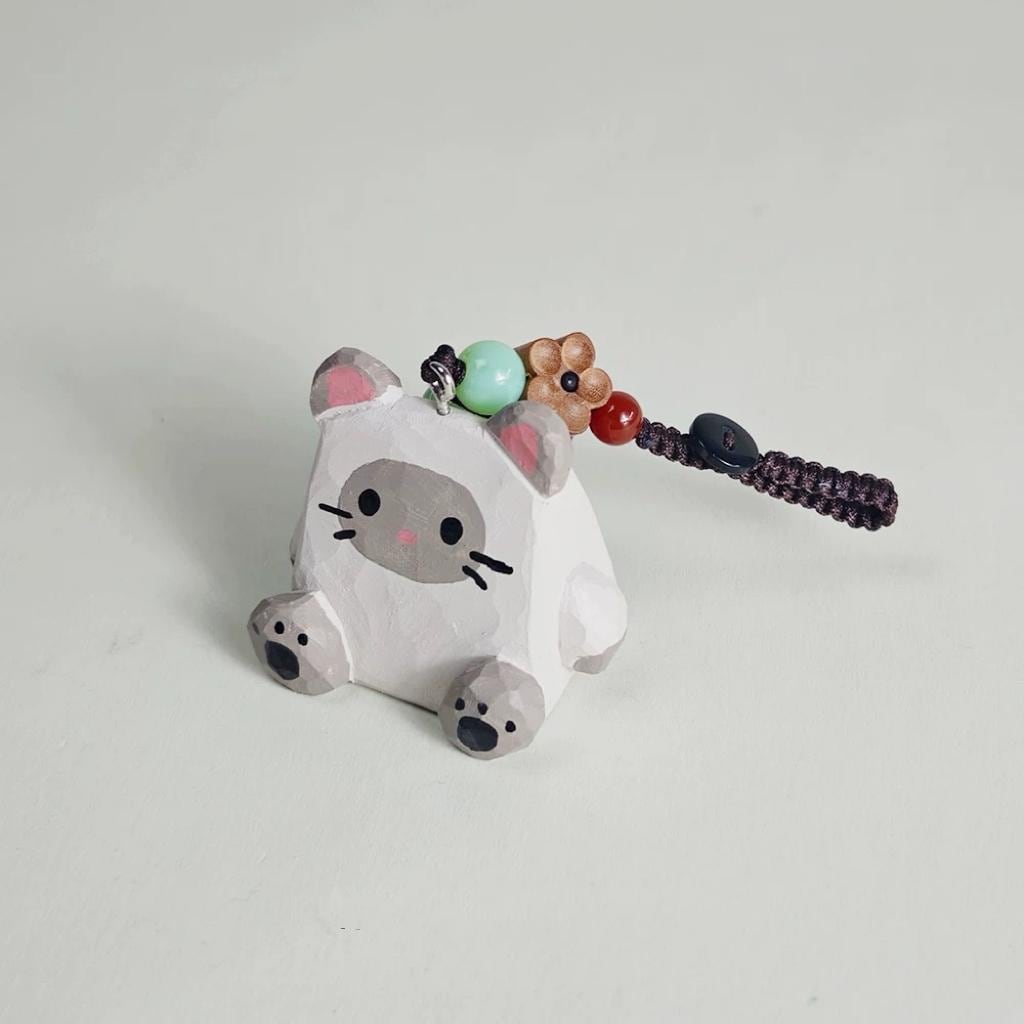 Hand Carved Wooden Cat Keychain, Cute Cat Charm, Mini Wood Animal Pendant, Bag Charm, Key Ring, Handmade Gift, Pocket Companion