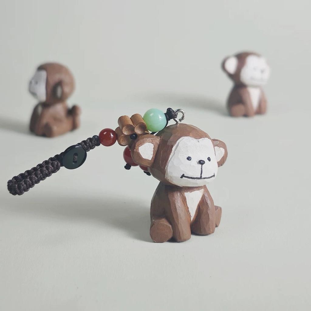 Japanese Style Monkey Wood Carving Keychain, Hand Carved Zodiac Monkey, Cute Wooden Monkey Bag Charm, Car Keychain, Gift for Animal Lovers