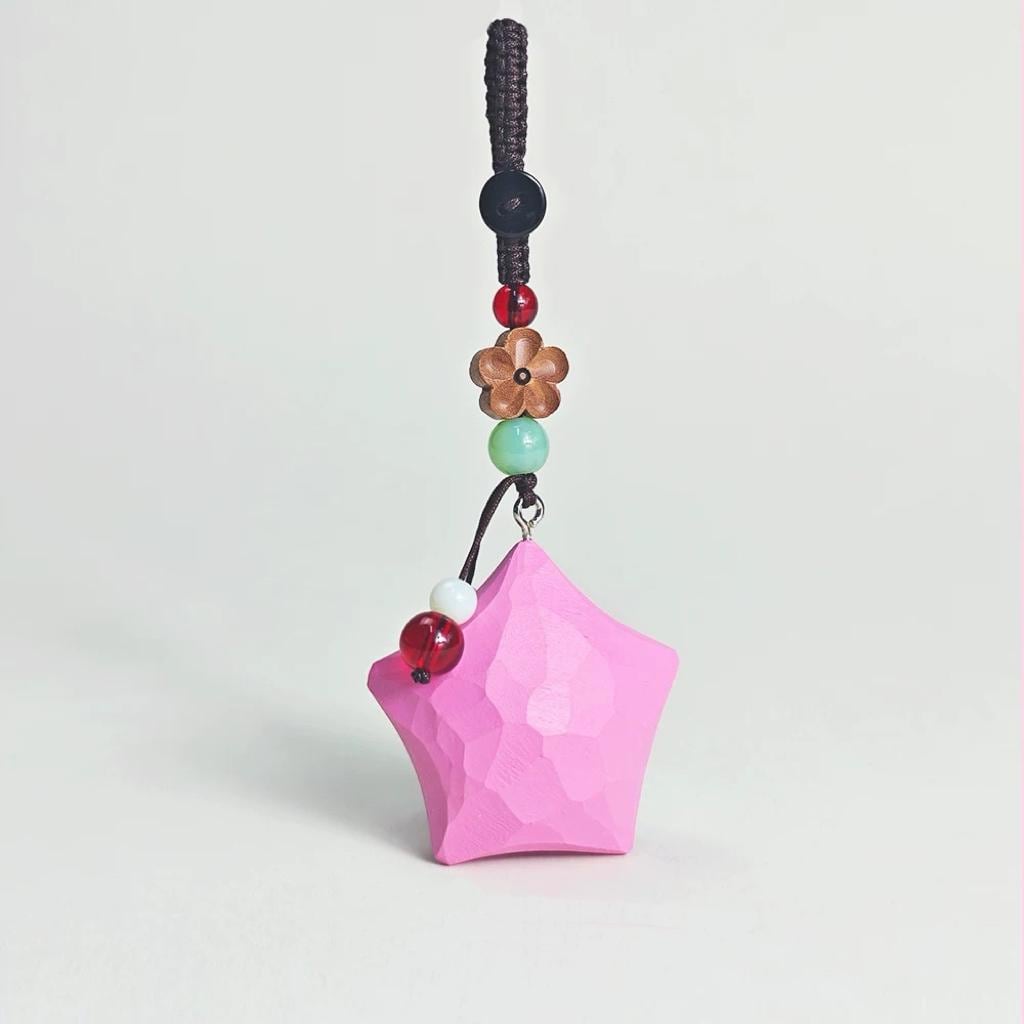 Japanese Style Lucky Star Wood Carving Keychain, Pink Hand Carved Linden Wood Star Charm, Cute Healing Bag Charm Key Ring Gift for Her