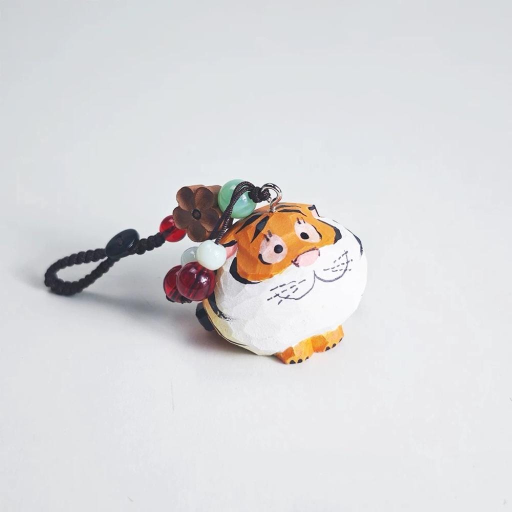 Japanese Wooden Tiger Keychain Pendant, Hand Carved Cute Tiger Charm, Kawaii Animal Bag Charm, Small Tiger Key Ring Gift for Her