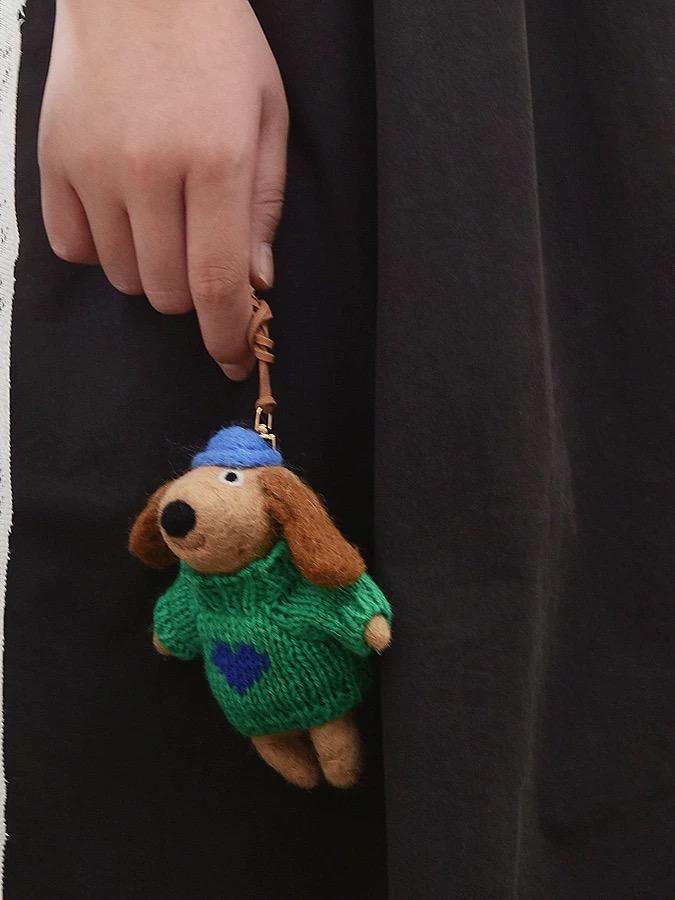 Cute Felt Dog Keychain, Handmade Wool Dog Pendant, Sweater Puppy Bag Charm, Aesthetic Keyring, Gift for Her, Cute Animal Charm