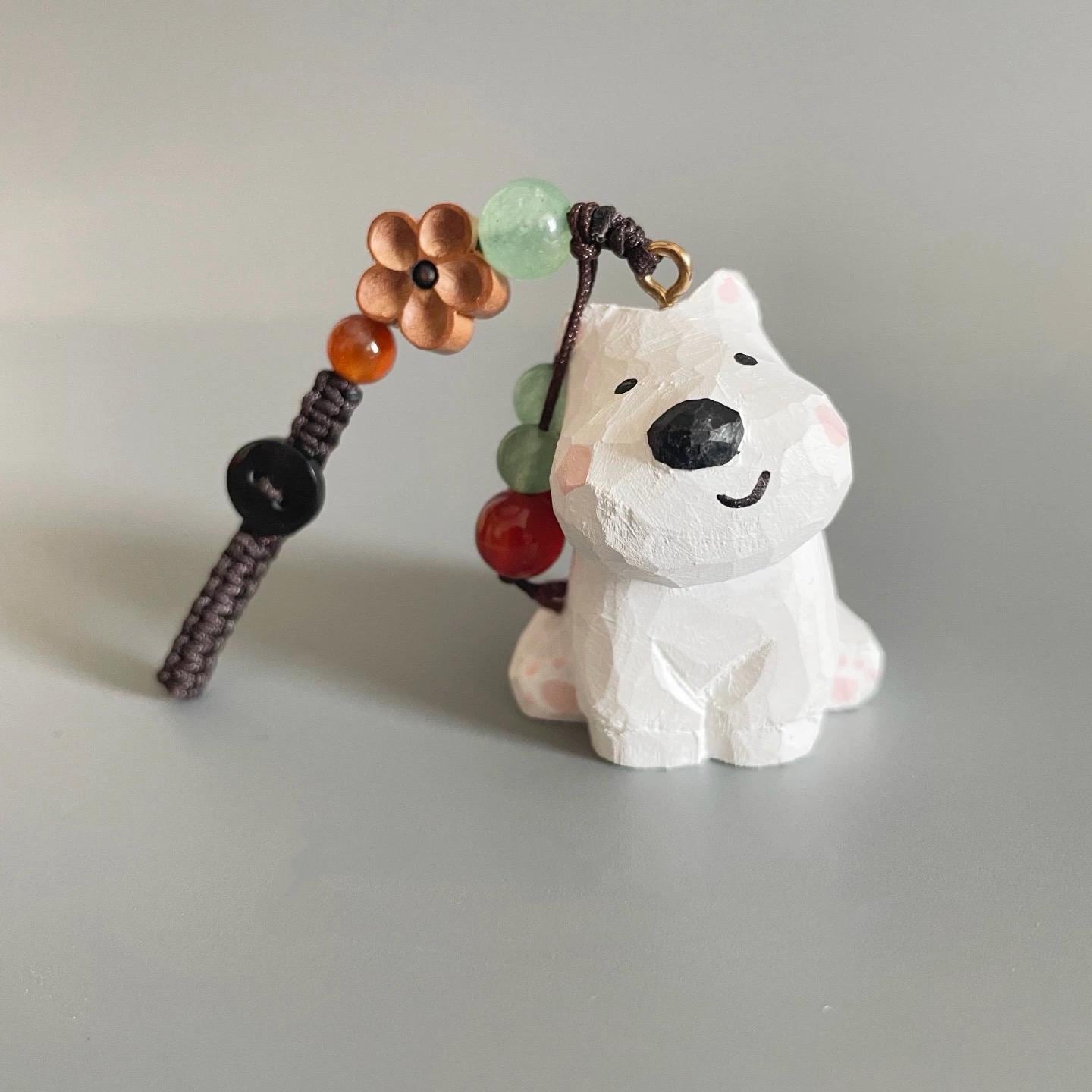 Japanese Style Wooden West Highland Terrier Keychain, Hand Carved White Dog Pendant, Cute Westie Dog Bag Charm, Mini Dog Figurine Gift