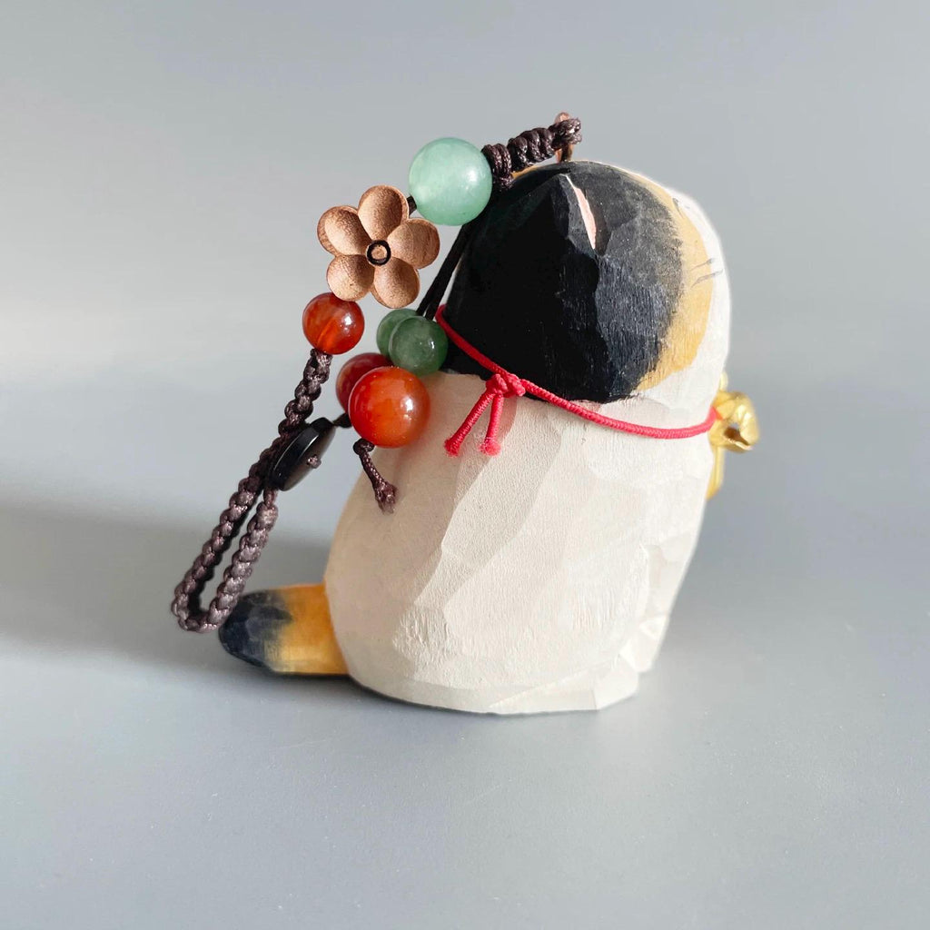 Japanese Style Wooden Lucky Calico Cat Keychain, Hand Carved Maneki Neko Pendant, Woven Three-Color Cat Bag Charm, Prosperity Gift Charm