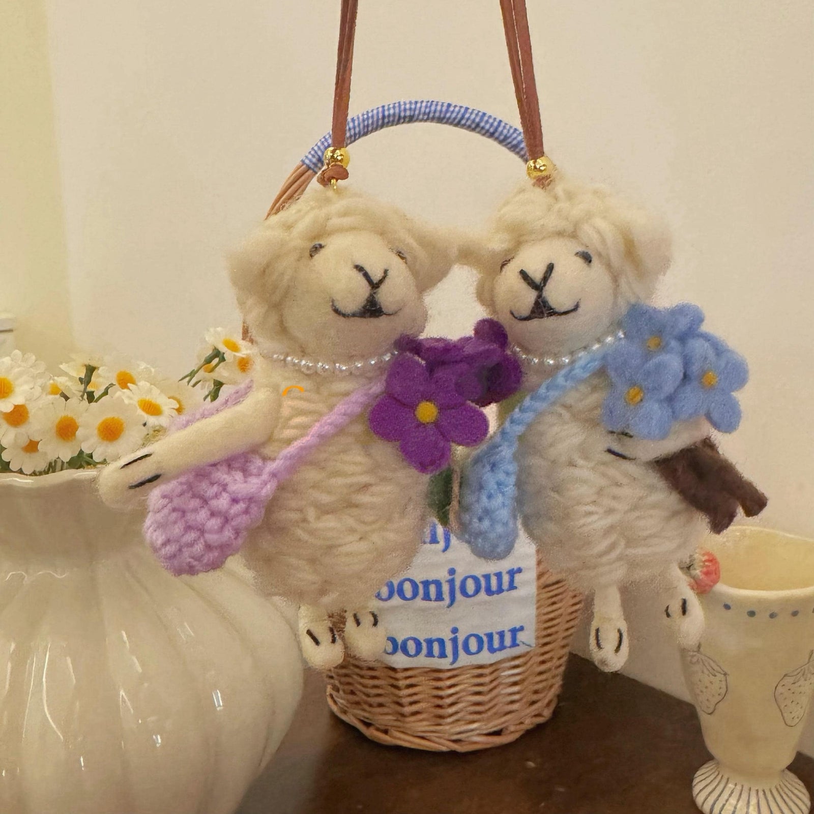 Handmade Lucky Lamb Wool Felt Pendant, Sheep Bag Charm, Cute Animal Keychain, Needle Felt Hanging Ornament, Gift for Animal Lovers