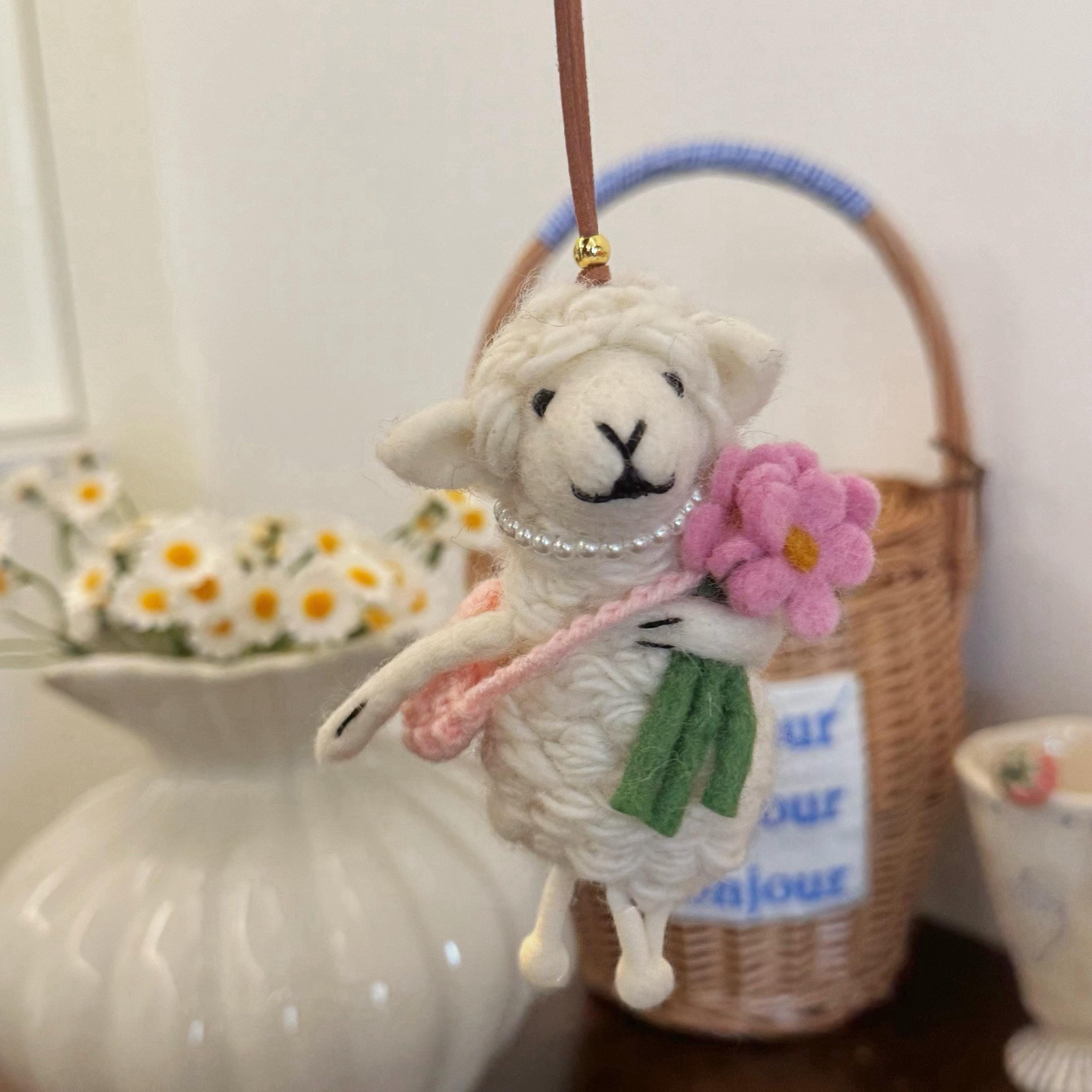 Japanese Handmade Style Lucky Lamb Wool Felt Pendant, Sheep Bag Charm, Pink Flower Lamb Keychain, Cute Animal Hanging Ornament Gift