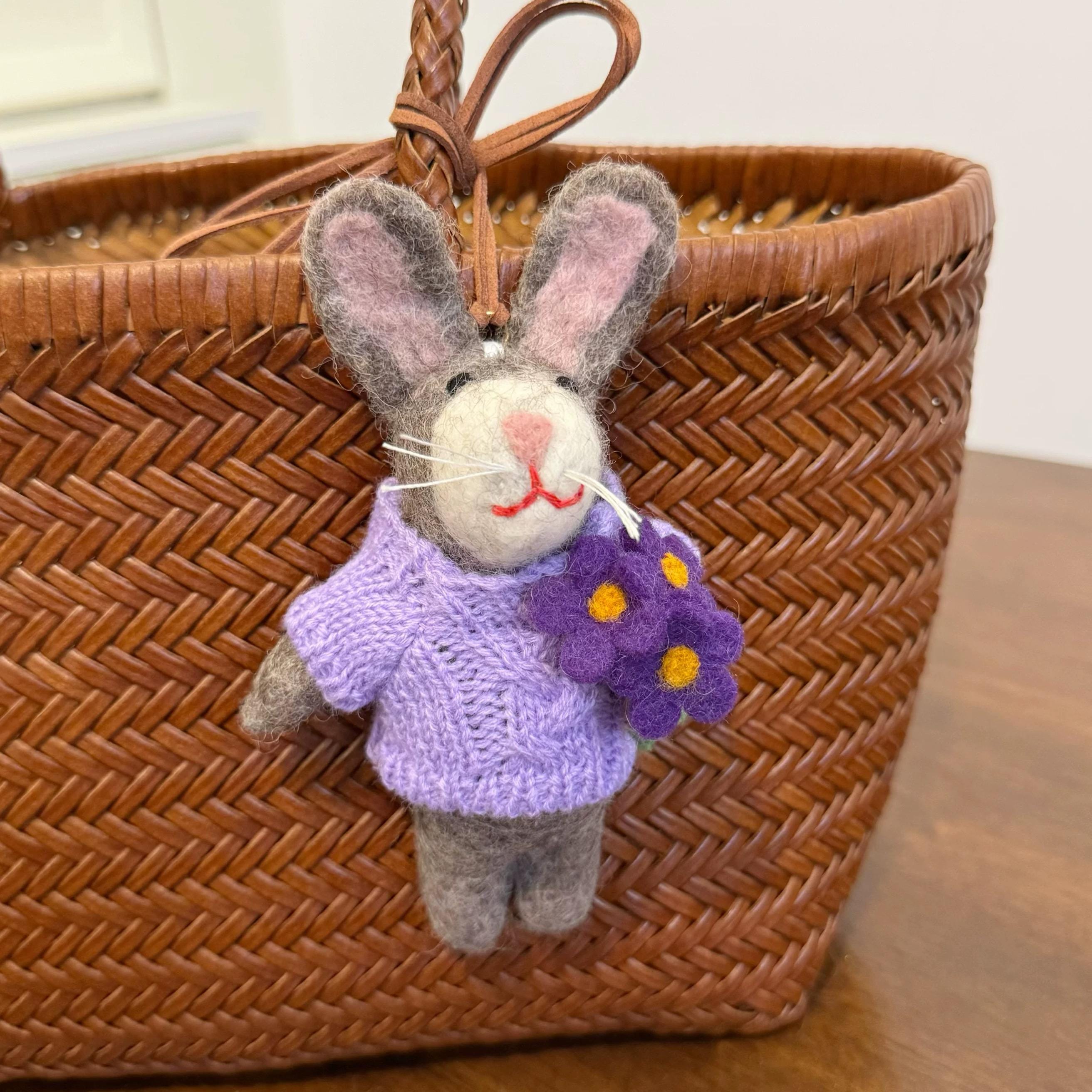 Japanese Style Lucky Felt Rabbit Pendant, Handmade Wool Felt Bunny Bag Charm, Cute Animal Keychain, Bunny Hanging Ornament Gift