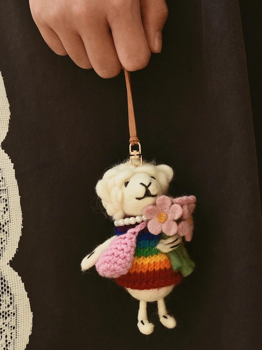 Japanese Style Lucky Rainbow Lamb Wool Felt Pendant, Handmade Sheep Bag Charm, Cute Animal Keychain, Flower Lamb Hanging Ornament Gift