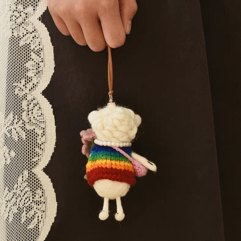 Japanese Style Lucky Rainbow Lamb Wool Felt Pendant, Handmade Sheep Bag Charm, Cute Animal Keychain, Flower Lamb Hanging Ornament Gift