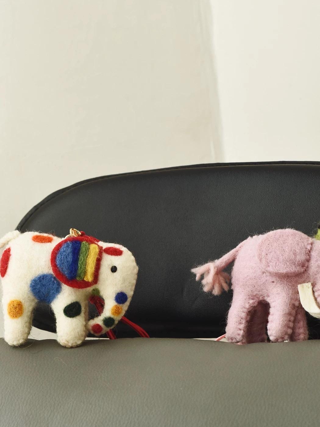 Japanese Style Lucky Felt Elephant Pendant, Handmade Wool Felt Elephant Bag Charm, Cute Colorful Keychain, Elephant Hanging Ornament Gift