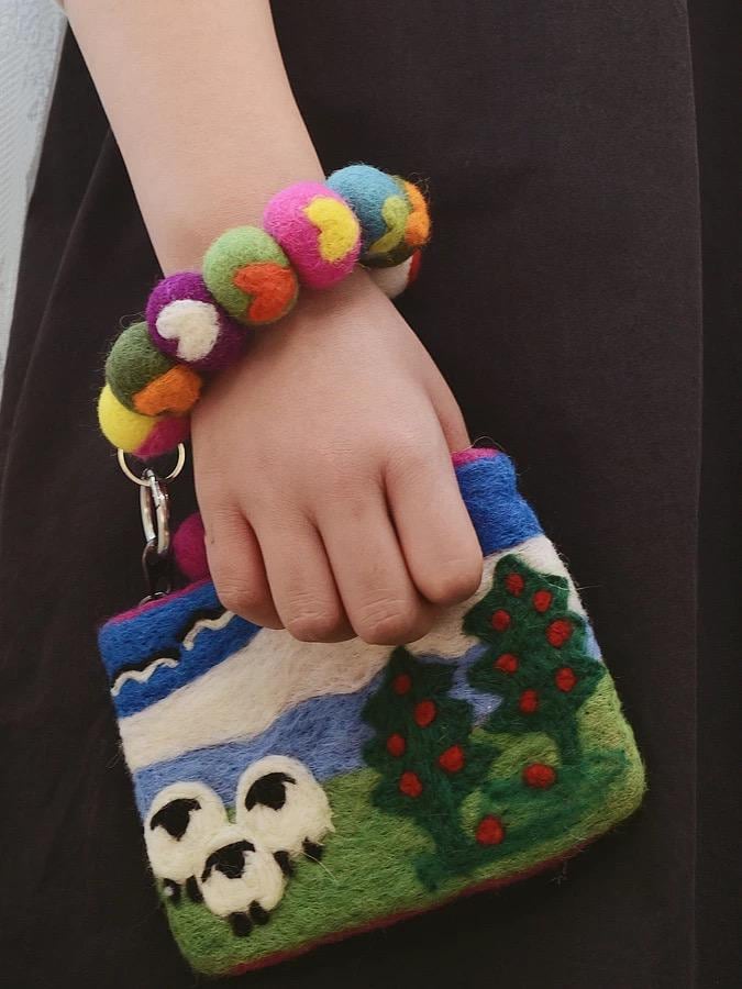 Japanese Style Lucky Felt Coin Purse, Handmade Wool Landscape Pouch with Sheep Scene, Cute Small Wallet, Gift for Her, Wrist Strap Bag