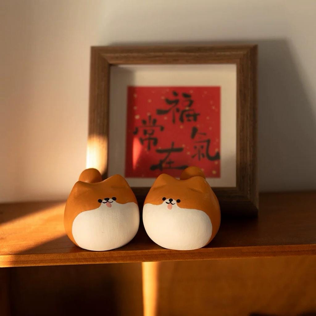 Japanese Style Wooden Shiba Inu Figurine Set, Hand Carved Round Shiba Dog Ornament, Cute Desk Decor, Linden Wood Sculpture, Gift
