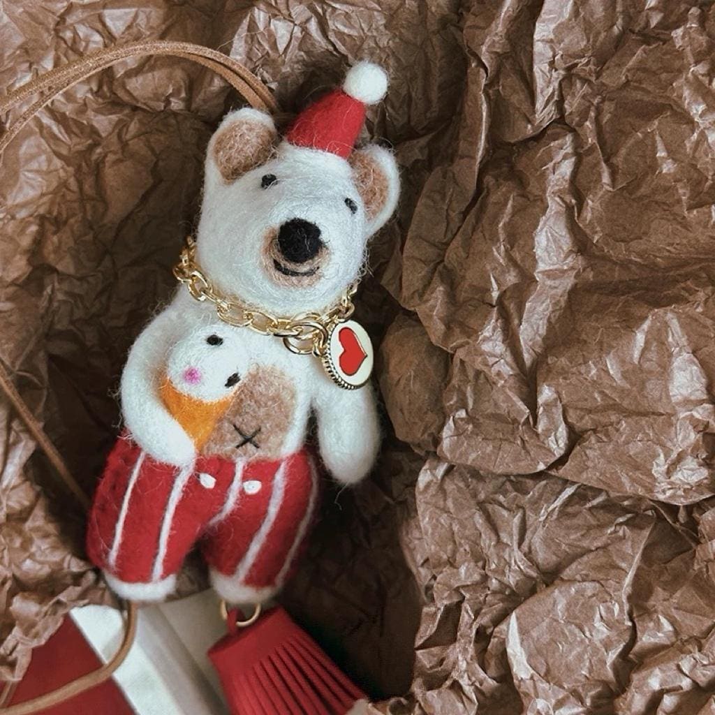 Japanese Style Wool Felt Bear Keychain, Handmade Vintage Bear Bag Charm, Cute Animal Hanging Ornament, Lucky Bear Pendant, Gift for Her