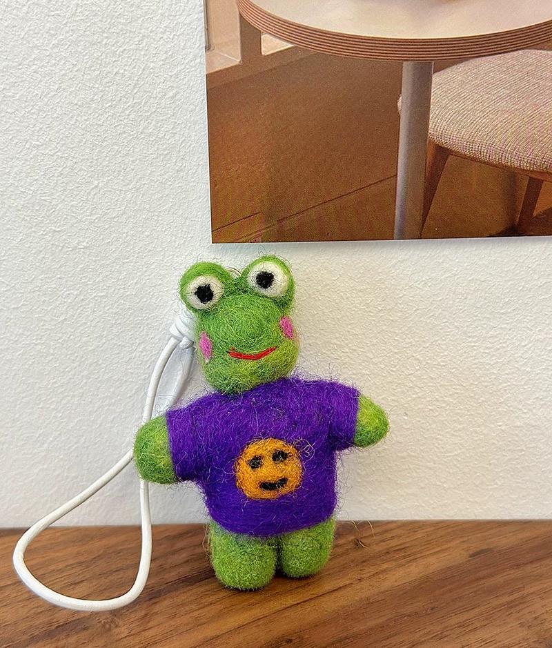 Handmade Wool Felt Frog Bag Charm, Smiley Frog Keychain, Cute Animal Hanging Ornament, Backpack Pendant, Lucky Gift