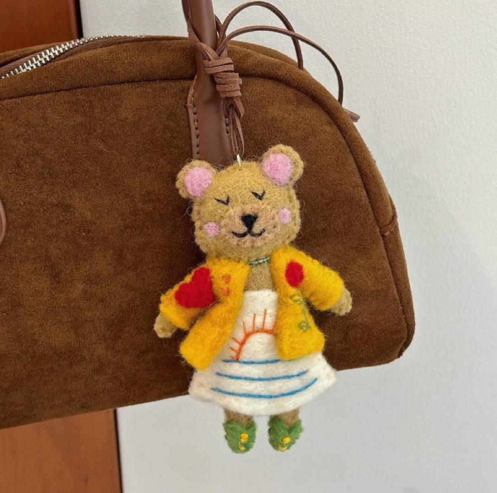 Japanese Style Handmade Wool Felt Bear Pendant, Cute Bear Bag Charm, Animal Keychain, Backpack Hanging Ornament, Kawaii Gift, Lucky Charm
