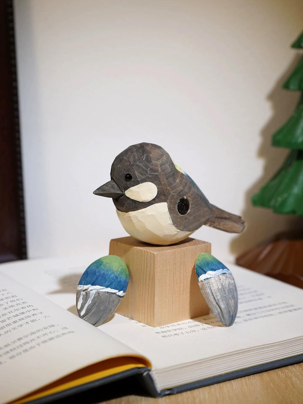 Japanese Style Handmade Wooden Gray Blue Tit Bird Figurine, Single Linden Wood Bird Statue, Removable Magnetic Wings, Cute Desk Decor