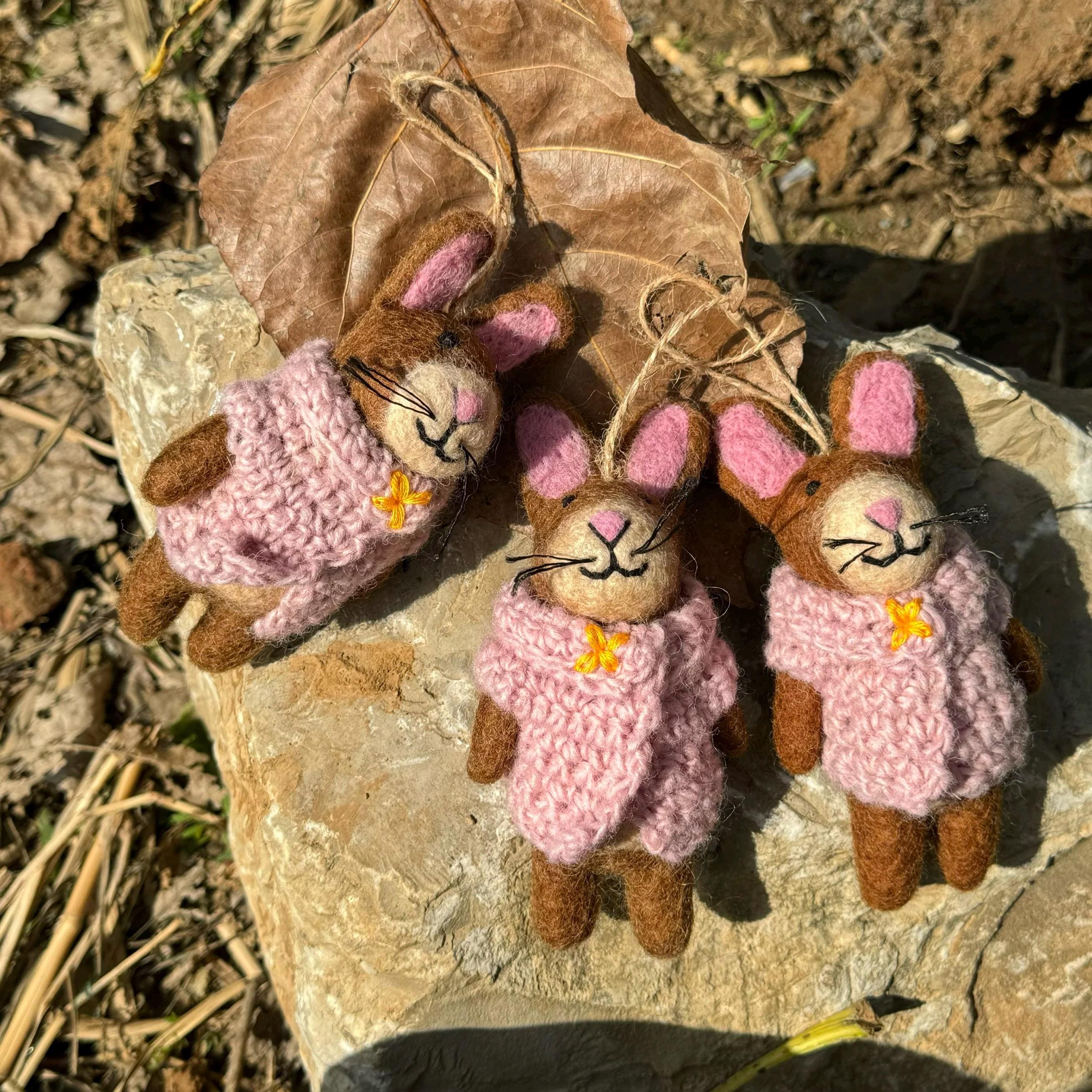 Handmade Wool Felt Bunny Bag Charm, Brown Rabbit Keychain Pendant, Pink Sweater Bunny Hanging Ornament, Cute Gift for Her