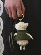 Handmade Wool Felt Lamb Bag Charm, White Sheep Keychain Pendant, Cute Animal Hanging Ornament, Soft Backpack Charm, Gift for Her