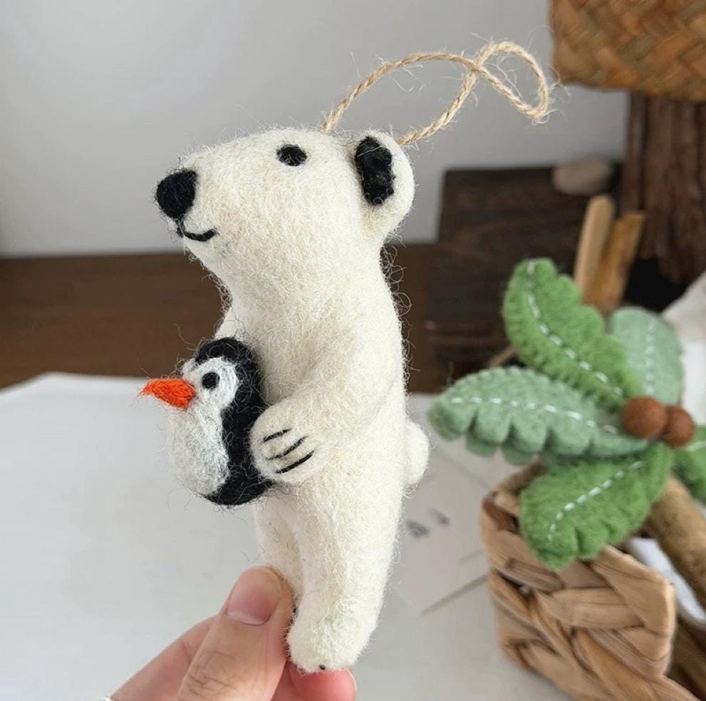 Japanese Style Polar Bear Penguin Pendant, Handmade Wool Felt Keychain, Cute Bag Charm Animal Ornament, Gift Idea