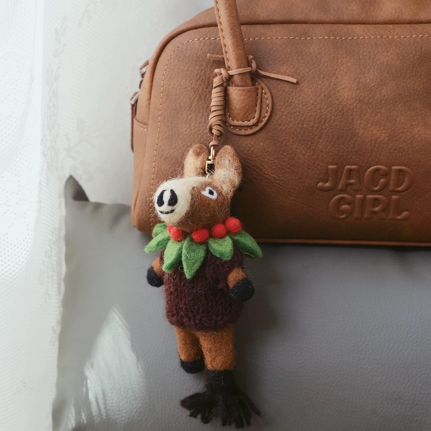 Japanese Style Felt Horse Pendant, Handmade Wool Horse Bag Charm, Cute Lucky Pony Keychain, Animal Purse Charm, Car Hanging Ornament Gift
