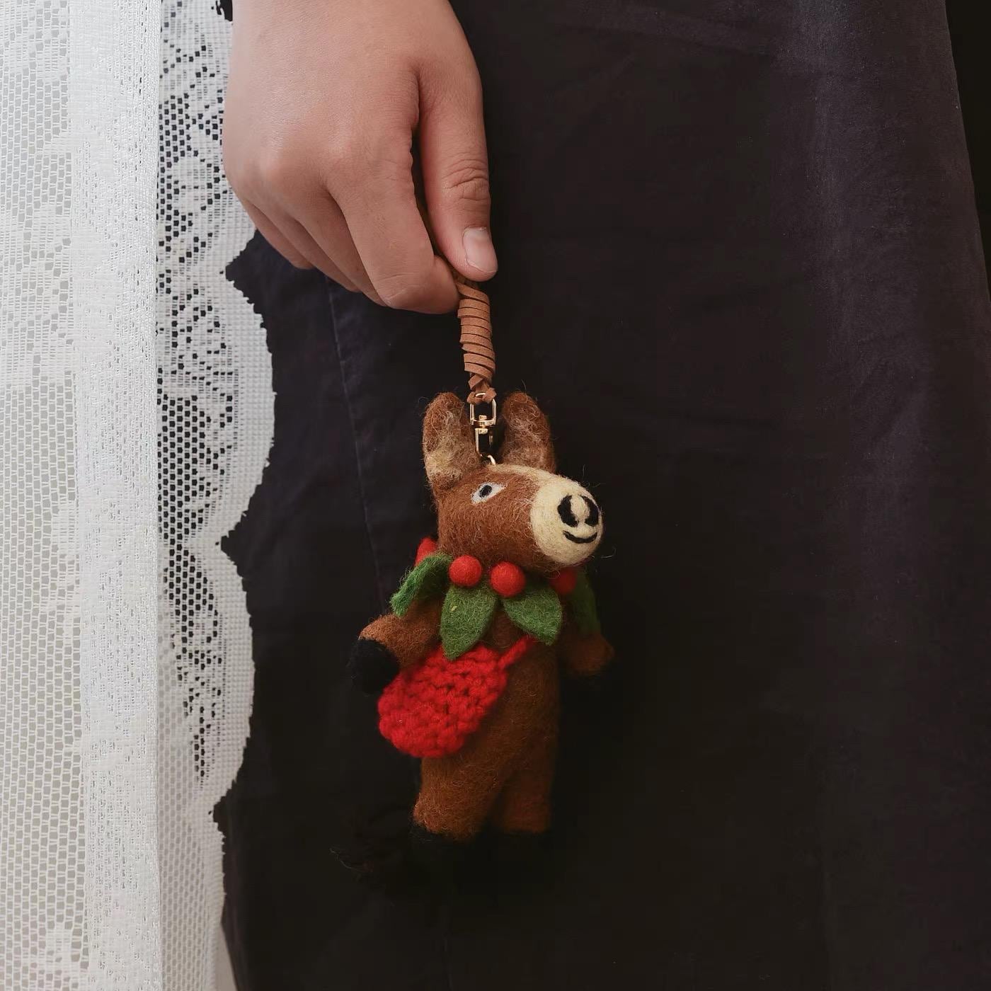 Japanese Style Felt Horse Pendant, Handmade Wool Horse Bag Charm, Cute Lucky Pony Keychain, Animal Purse Charm, Car Hanging Ornament Gift
