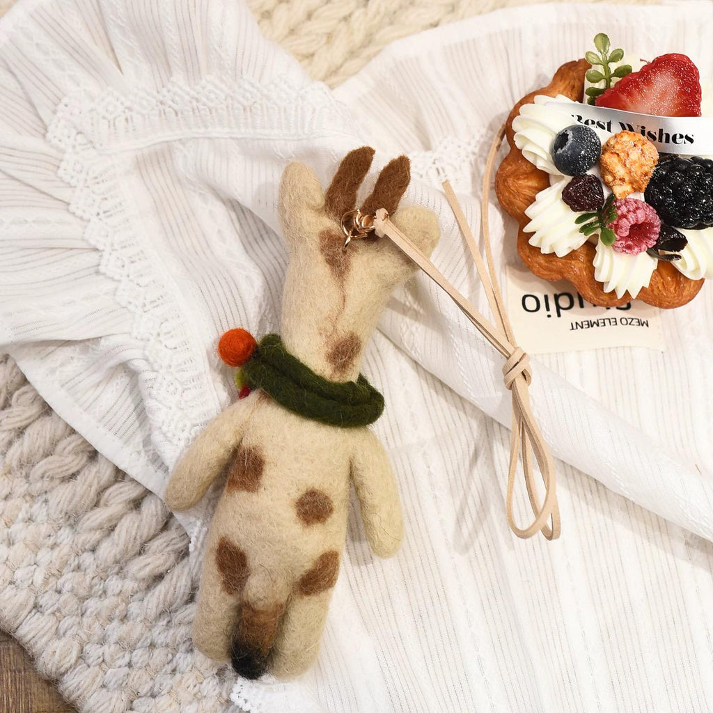 Japanese Style Felt Deer Pendant, Wool Felt Deer Bag Charm, Deer Keychain, Cute Animal Hanging Ornament, Handmade Gift, Backpack Pendant