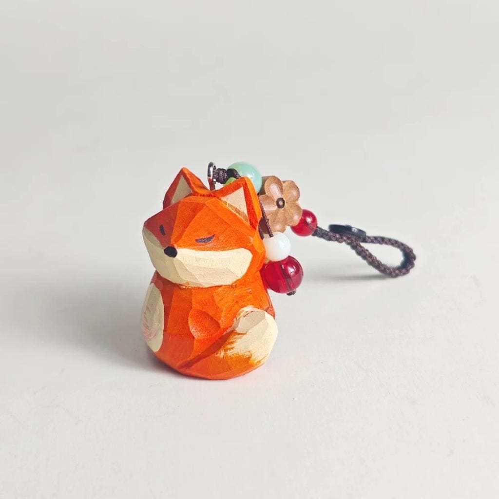 Hand Carved Wooden Fox Keychain, Cute Fox Bag Charm, Animal Pendant, Backpack Charm, Japanese Style Gift, 4 cm