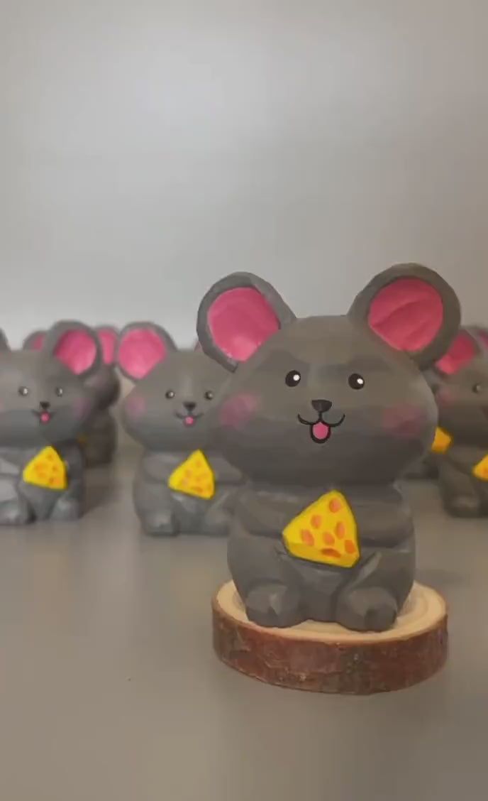 Lucky Mouse Wooden Figurine, Japanese Style Handcrafted Decor, Cute Mouse Holding Cheese, Handmade Desk Decor, Shelf Ornament, Animal Gift