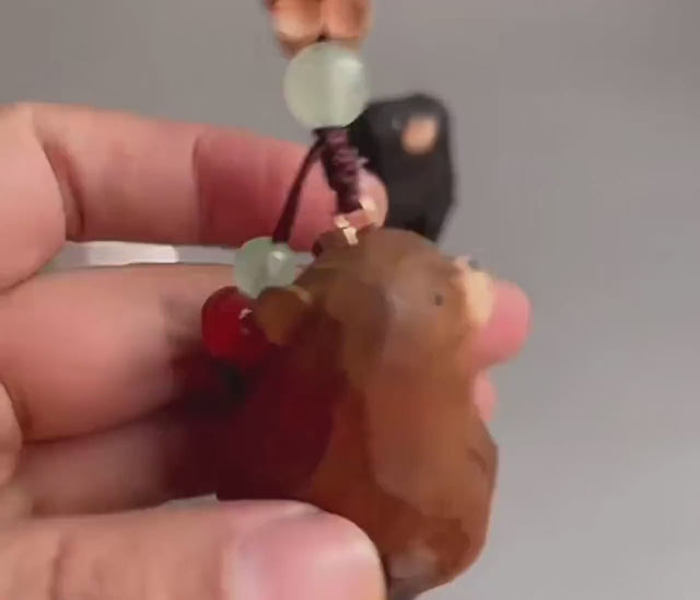 Japanese Hand Carved Wooden Bear Keychain, Cute Bag Charm, Handmade Wood Bear Pendant, Lucky Peace Charm Key Ring, Backpack, Phone Charm