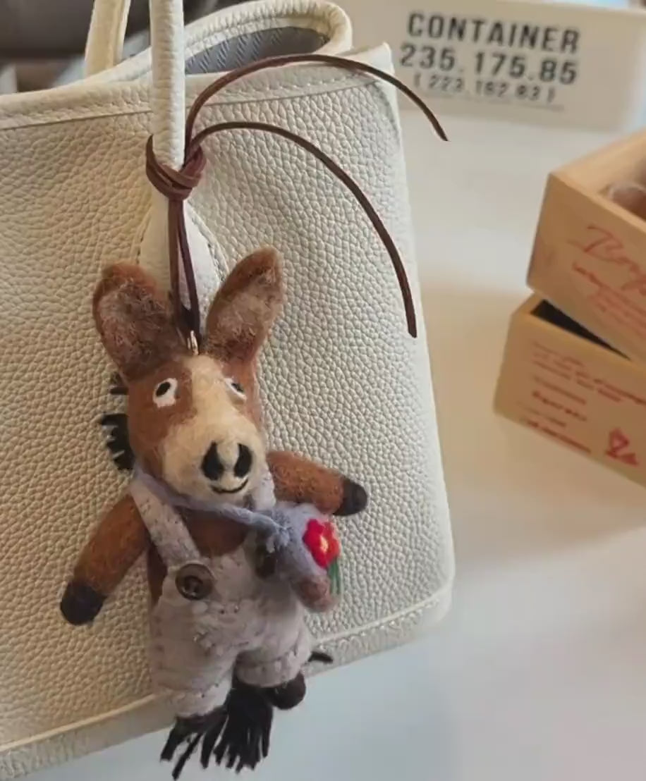 Handmade Wool Felt Pony Bag Charm, Backpack Pony Keychain Pendant, Cute Horse Hanging Ornament, Animal Backpack Charm, Lucky Gift